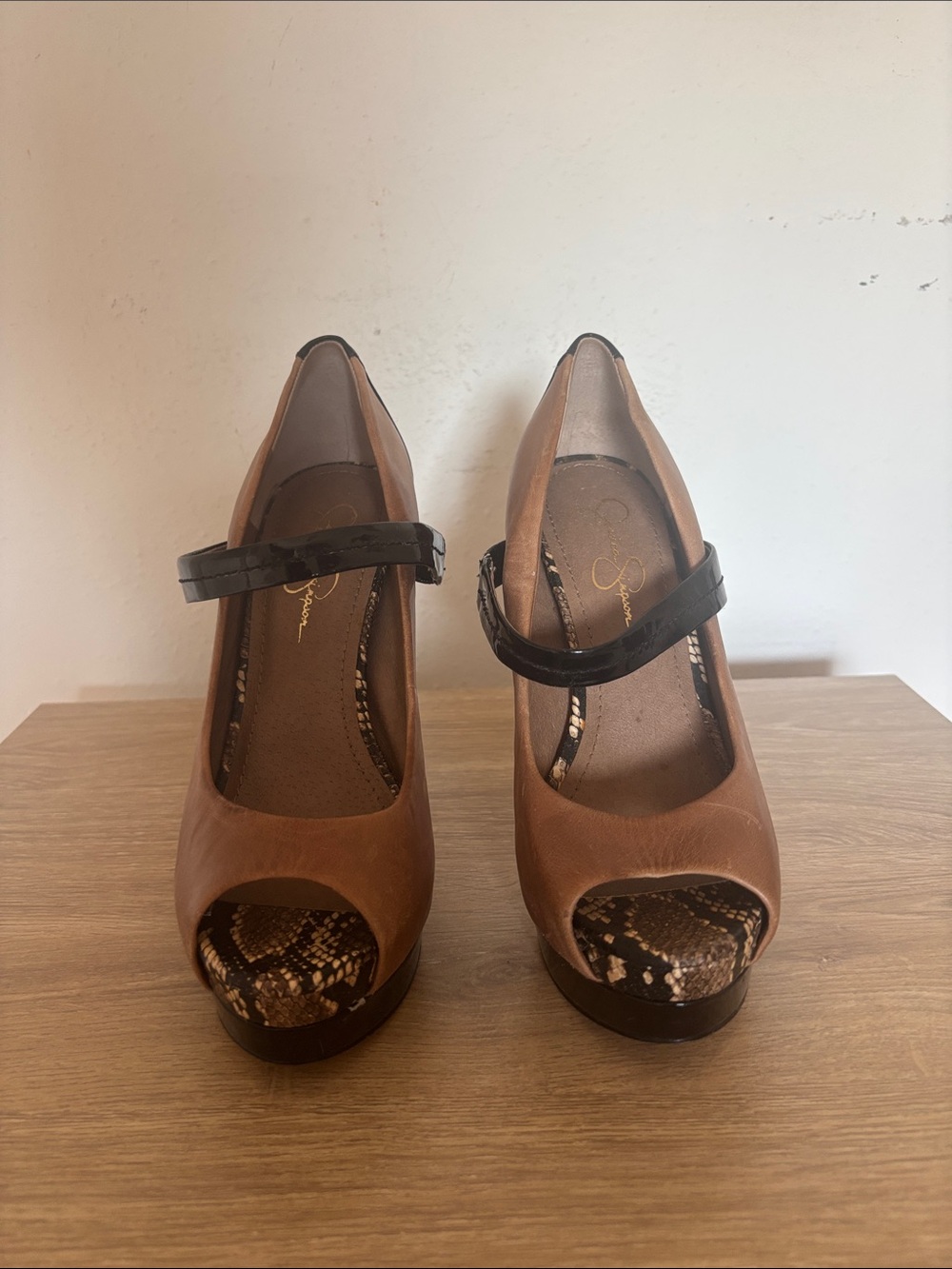 Jessica Simpson Brown Peep-Toe Heels with Black Strap size 8.5